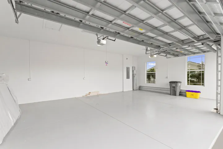 3-Car Garage