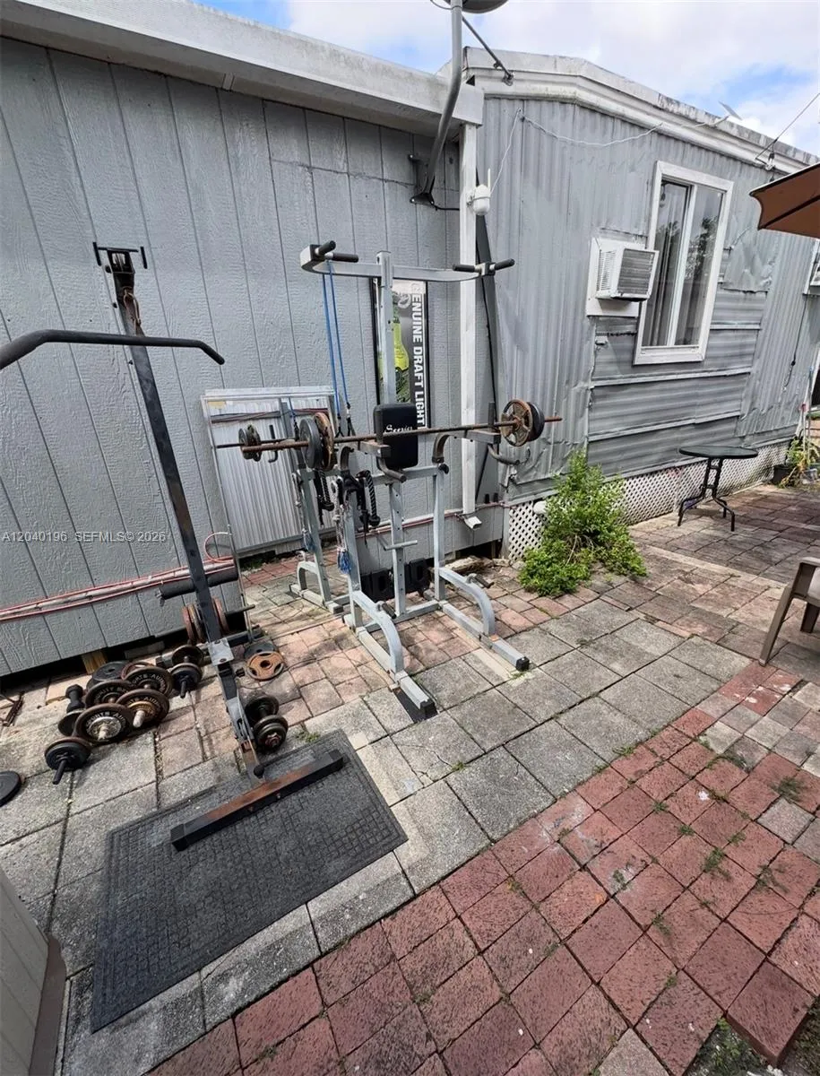 Property photo 28
