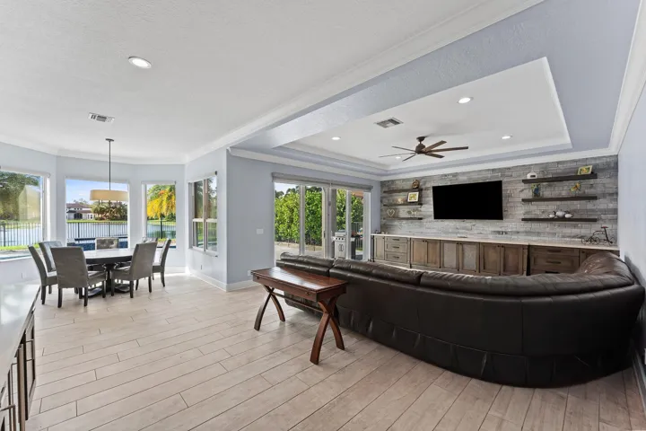 015-9173OakAlleyDrive-LakeWorth-FL-33467
