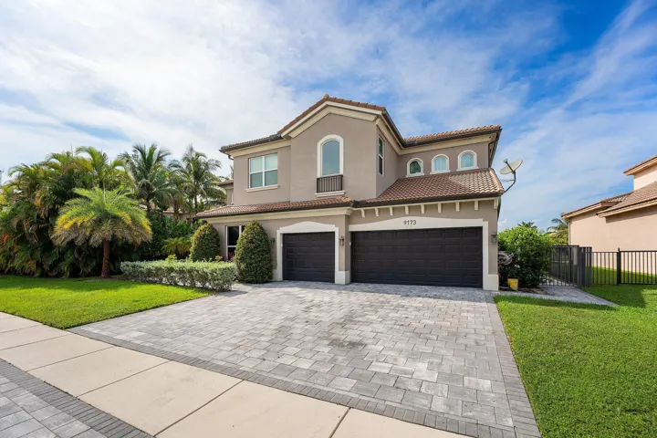 002-9173OakAlleyDrive-LakeWorth-FL-33467