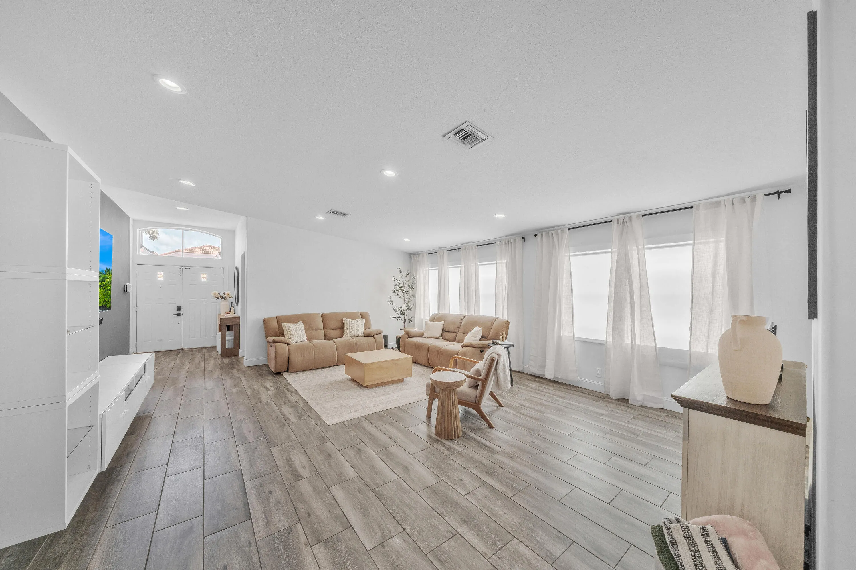 Seamless Flooring
