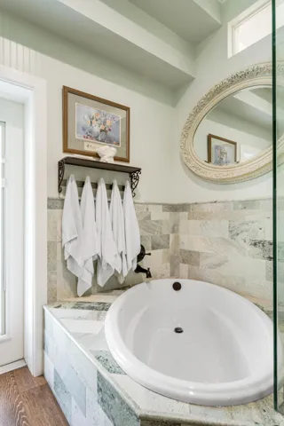 Soaking Tub