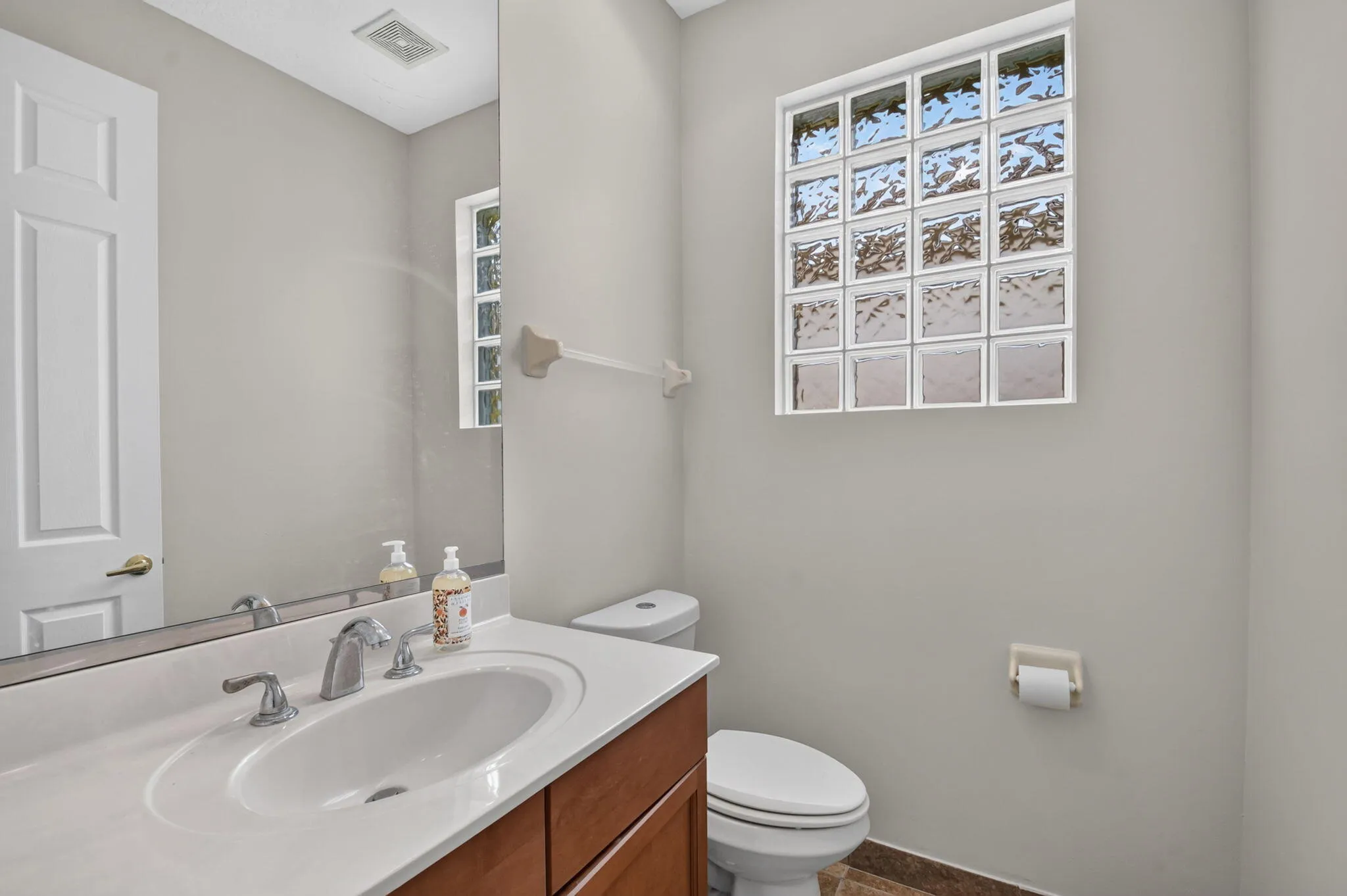 101-web-or-mls-NEW (14)