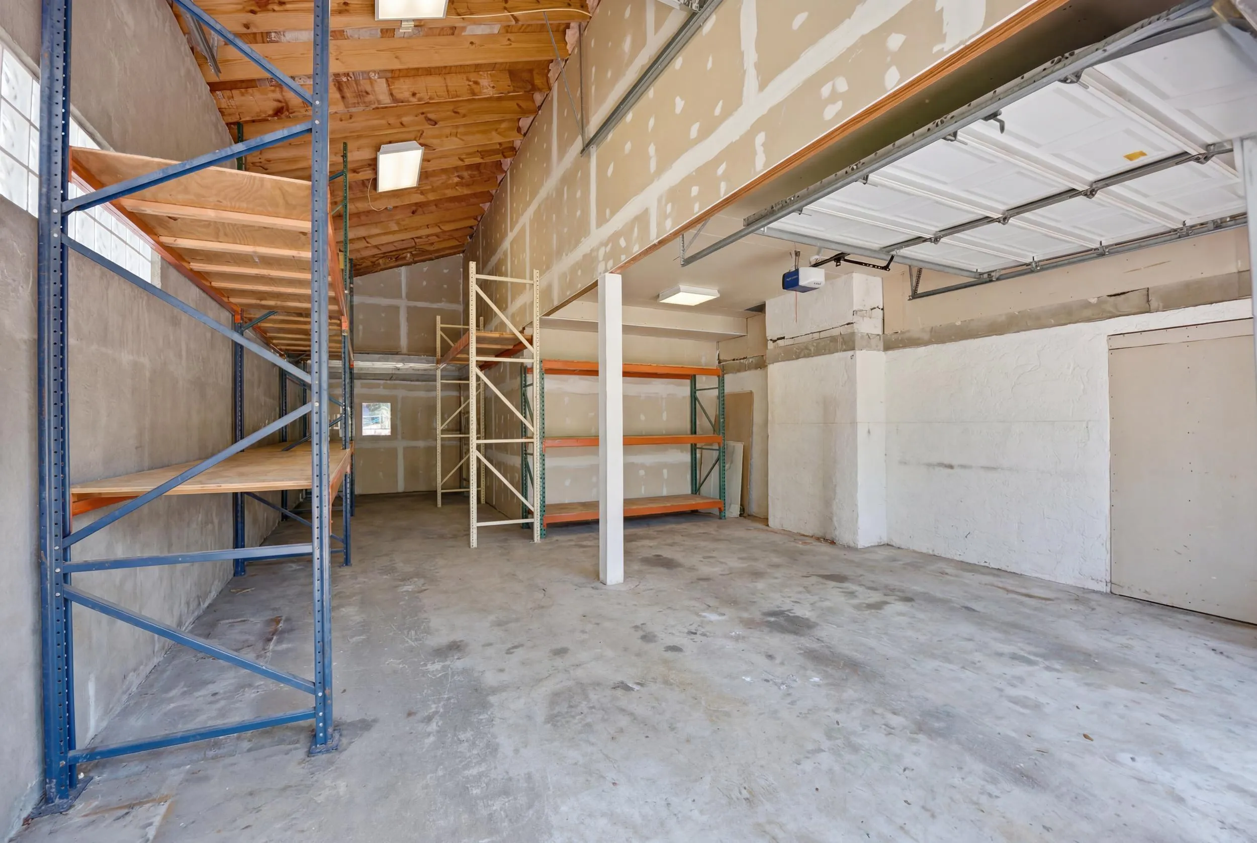 RV/Boat Garage