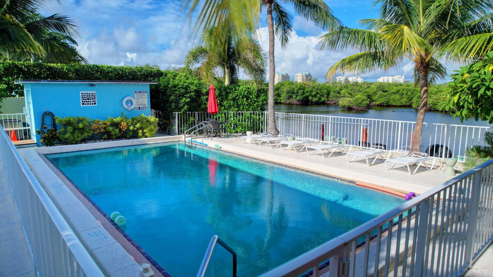 45-web-or-mls-6520 N Ocean (7)