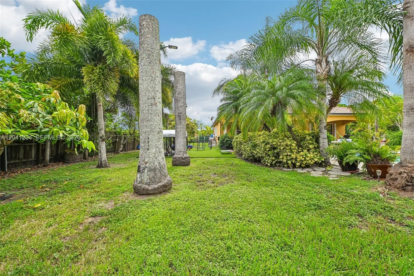 Property photo 104
