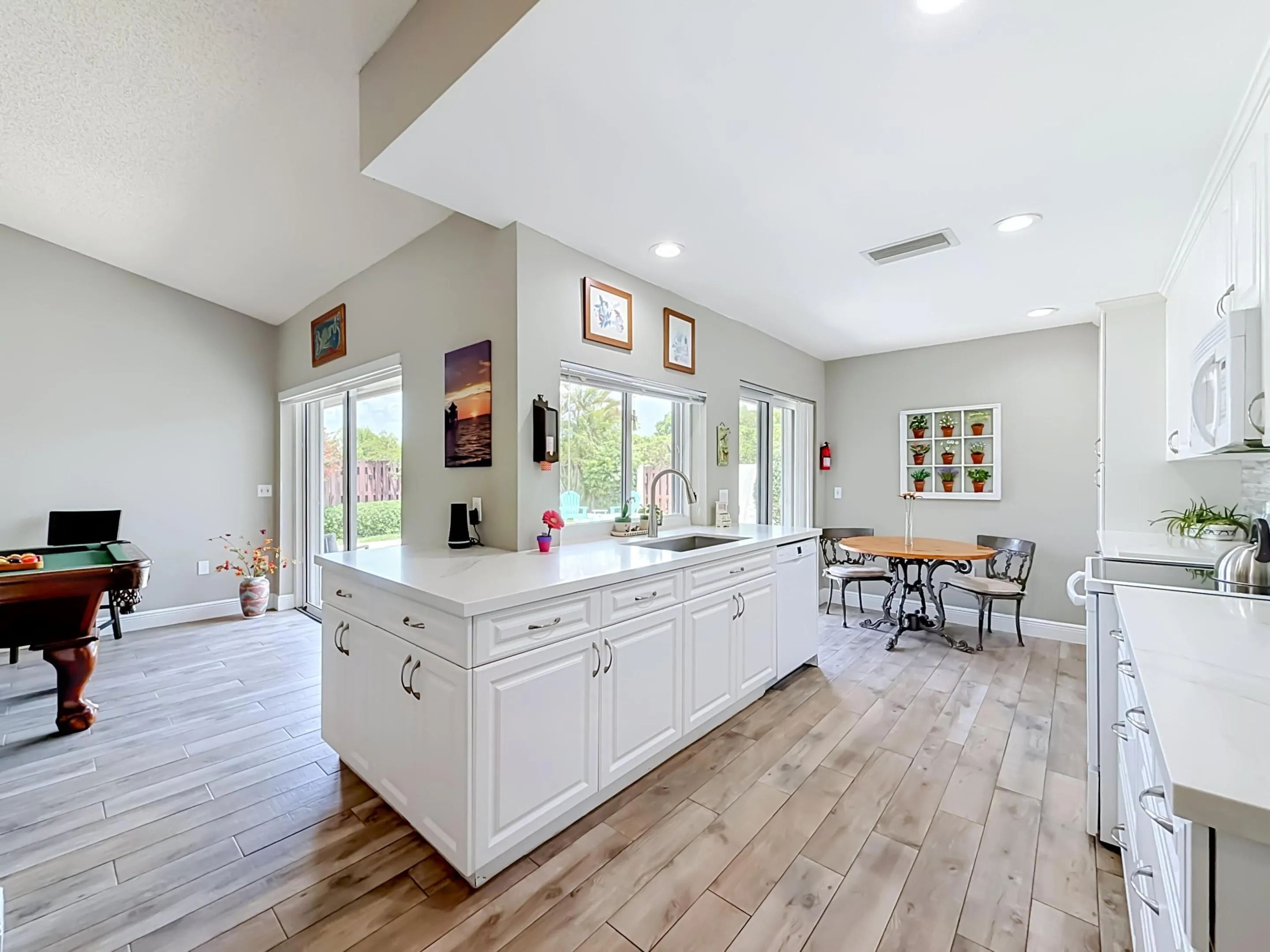 16751 Redwood Way-44