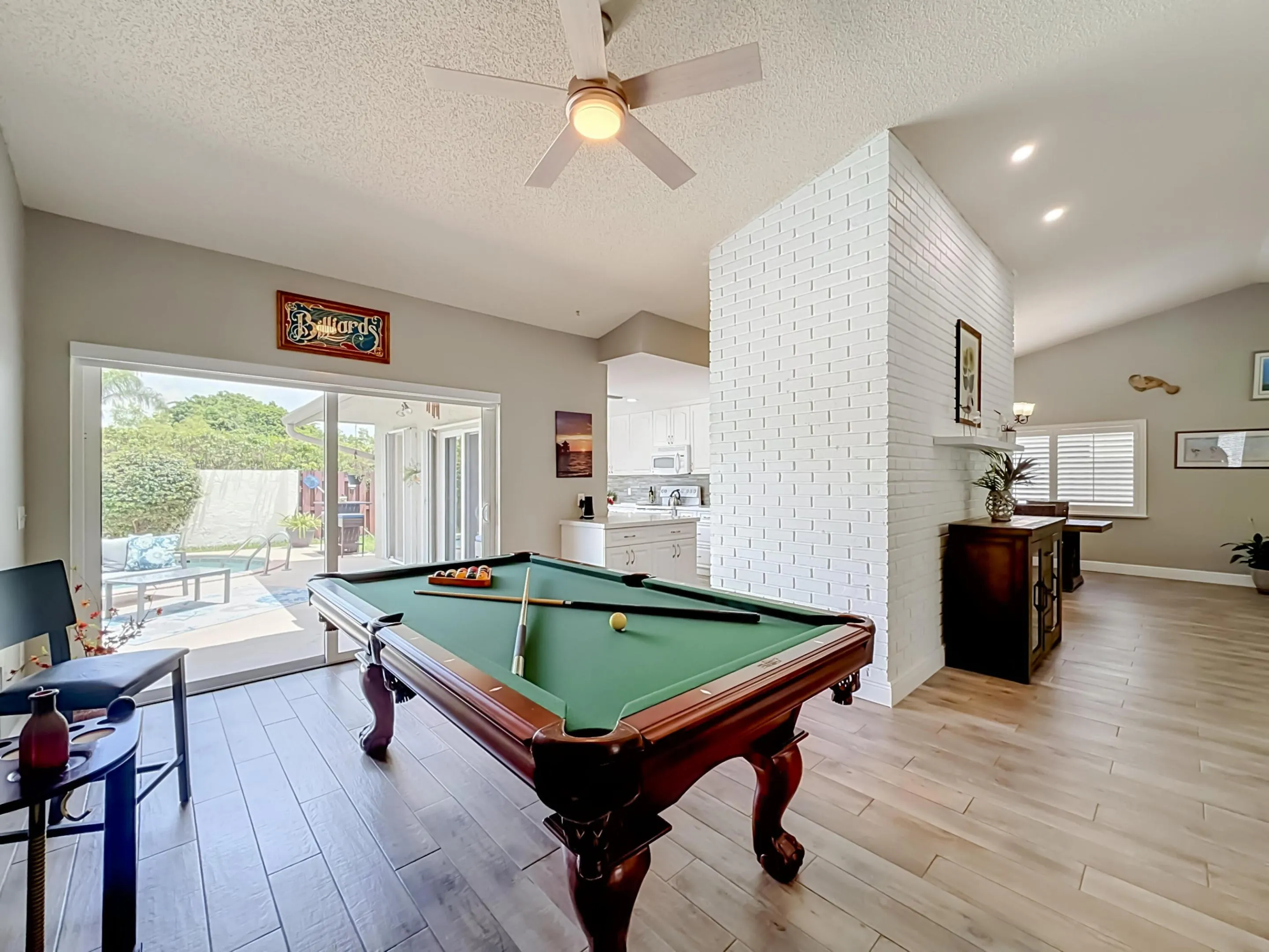 16751 Redwood Way-36