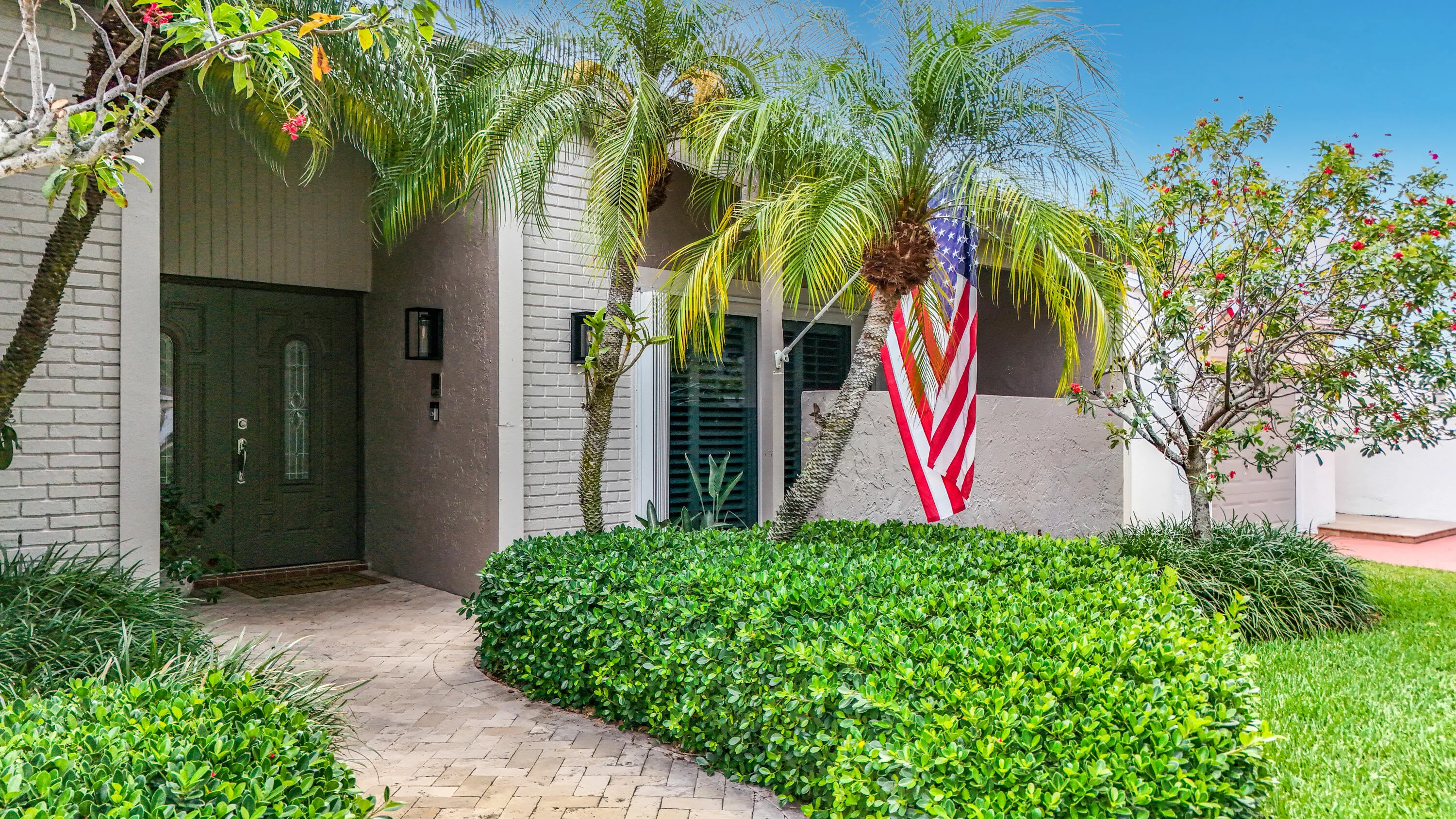 16751 Redwood Way-13
