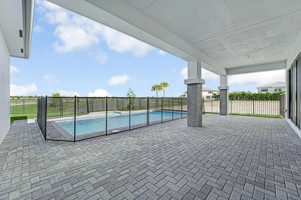 Property photo 74