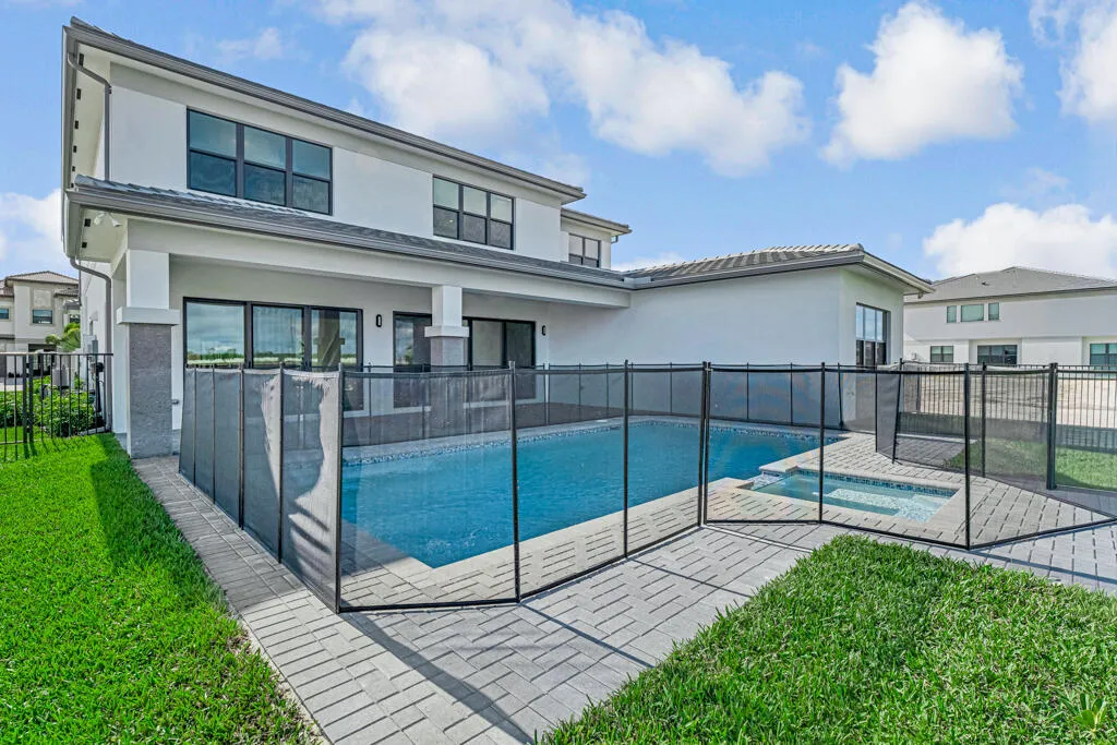 Property photo 77