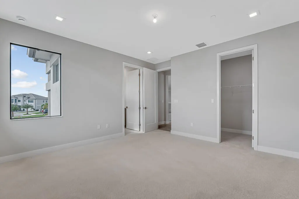 Property photo 64