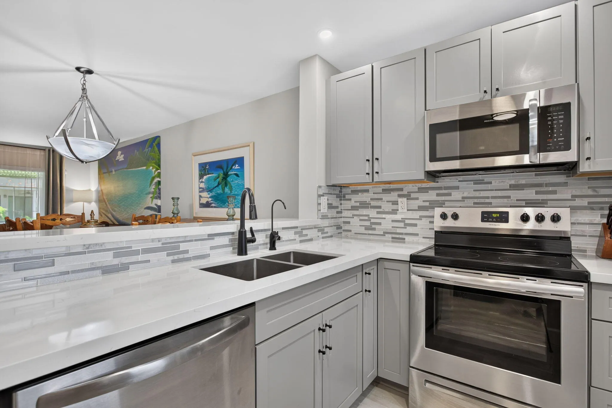 Bright Kitchen