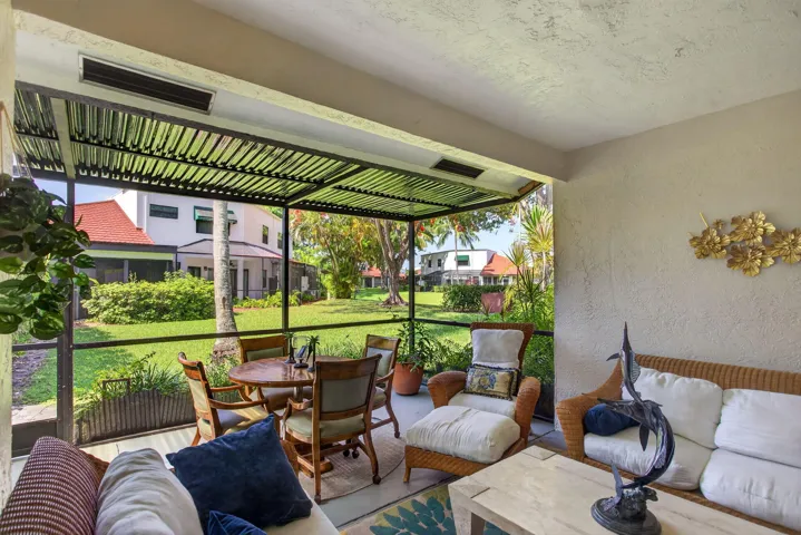Screened-In Covered Patio / Lanai