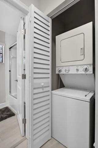 Stacked Washer & Dryer