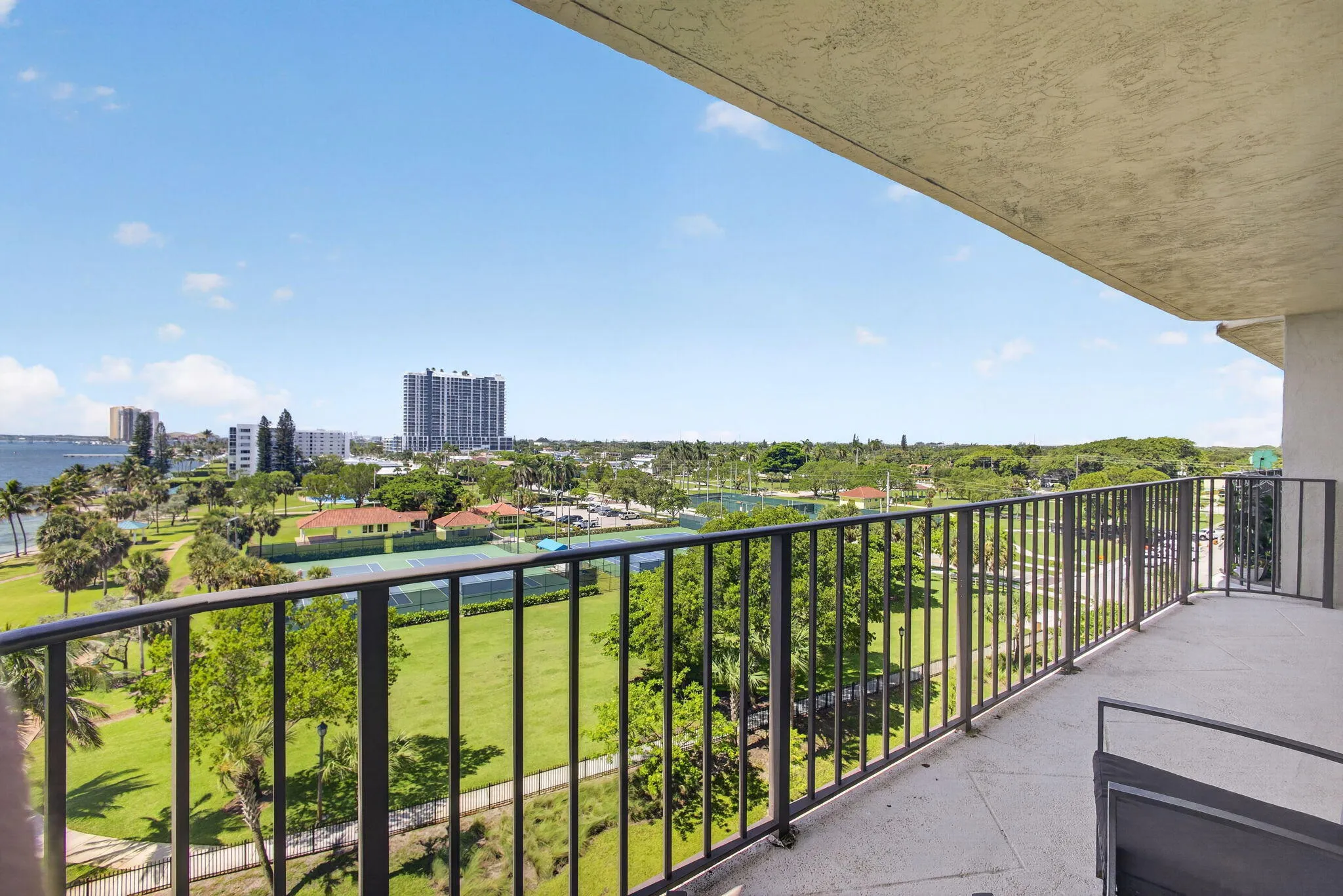 4-web-or-mls-5D1A2217