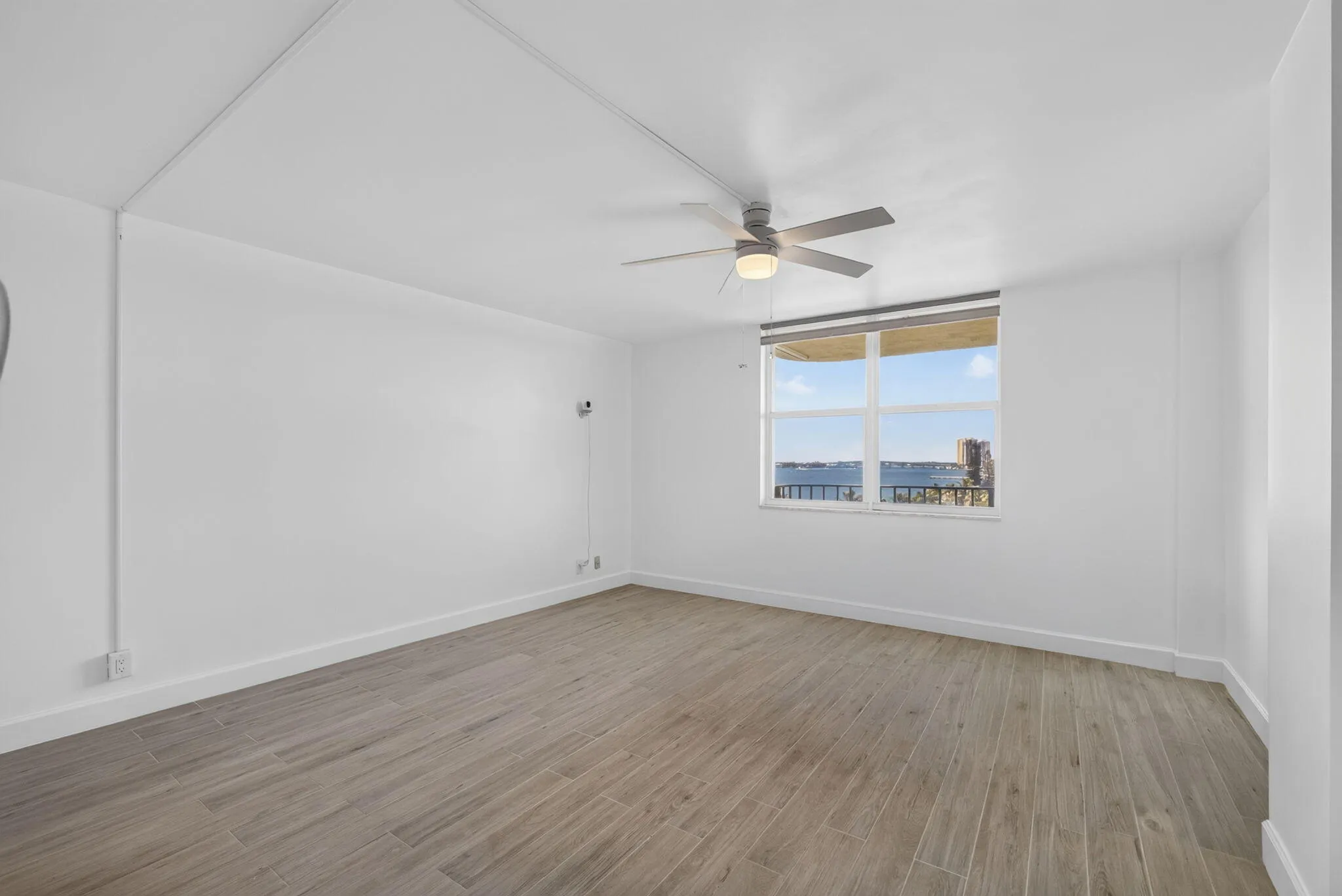 25-web-or-mls-5D1A2327