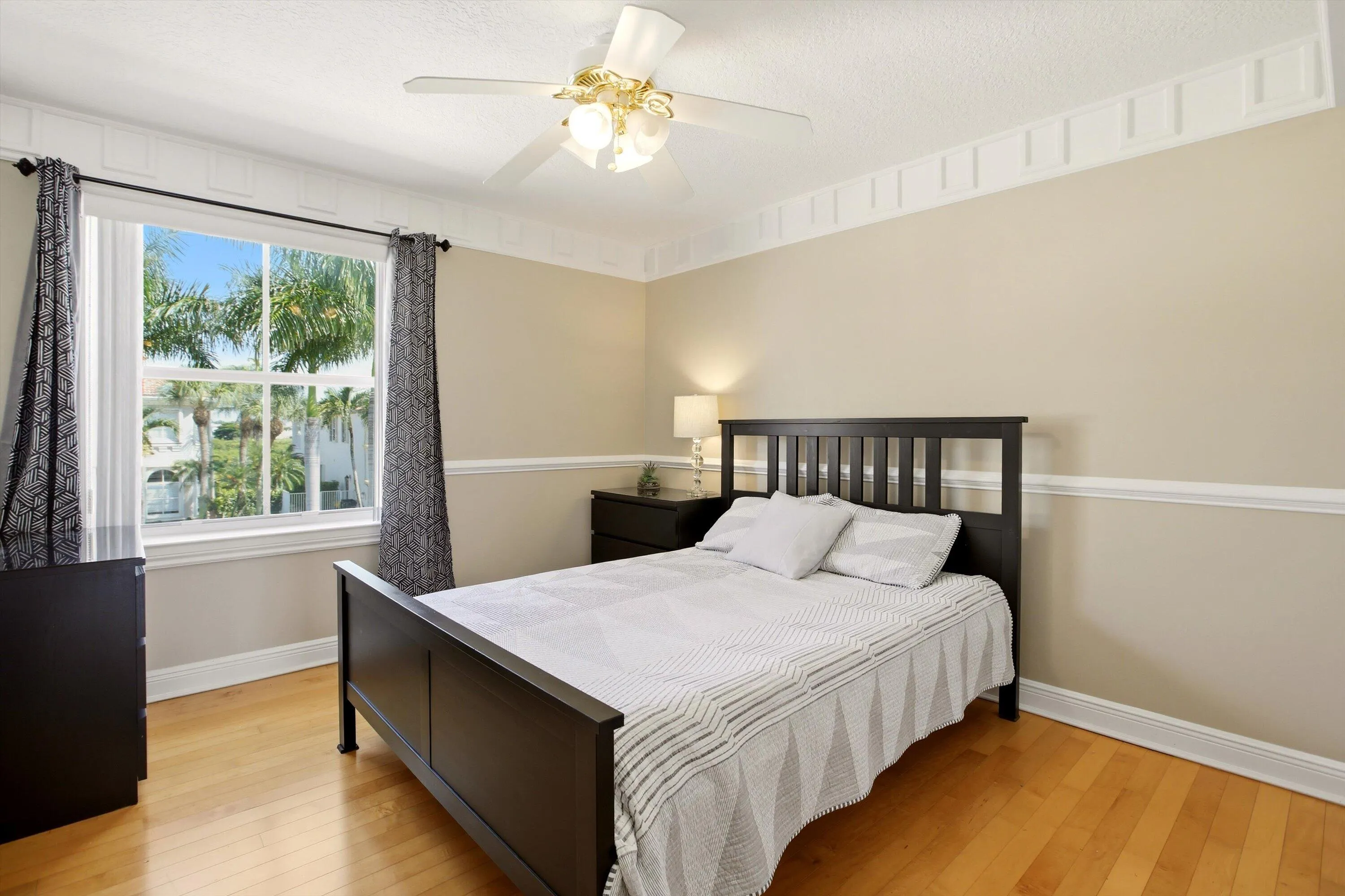 35-Property Photo 035