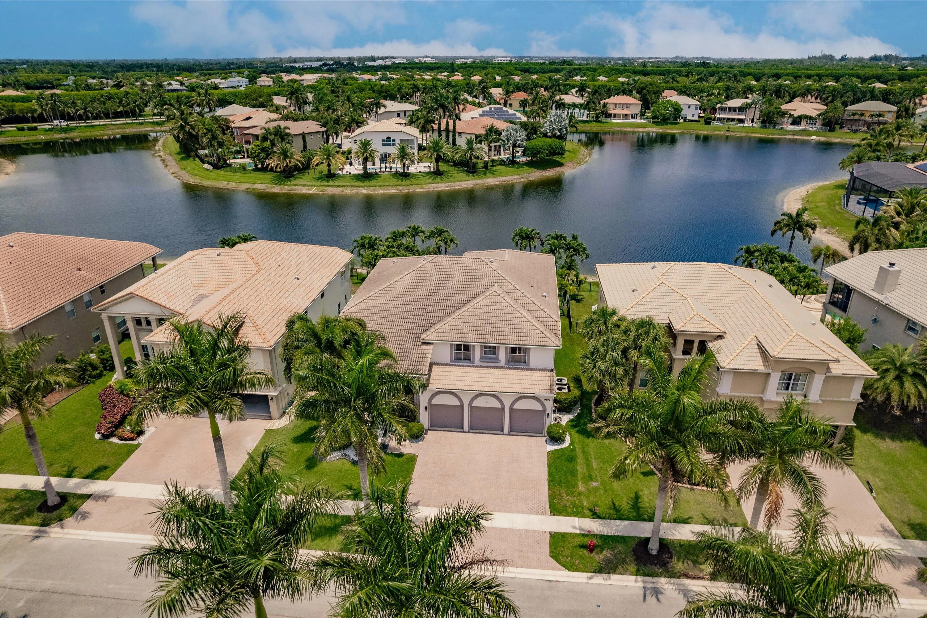 68-Aerial Photo 001