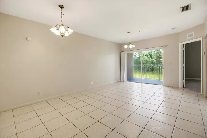 09-Property Photo 009