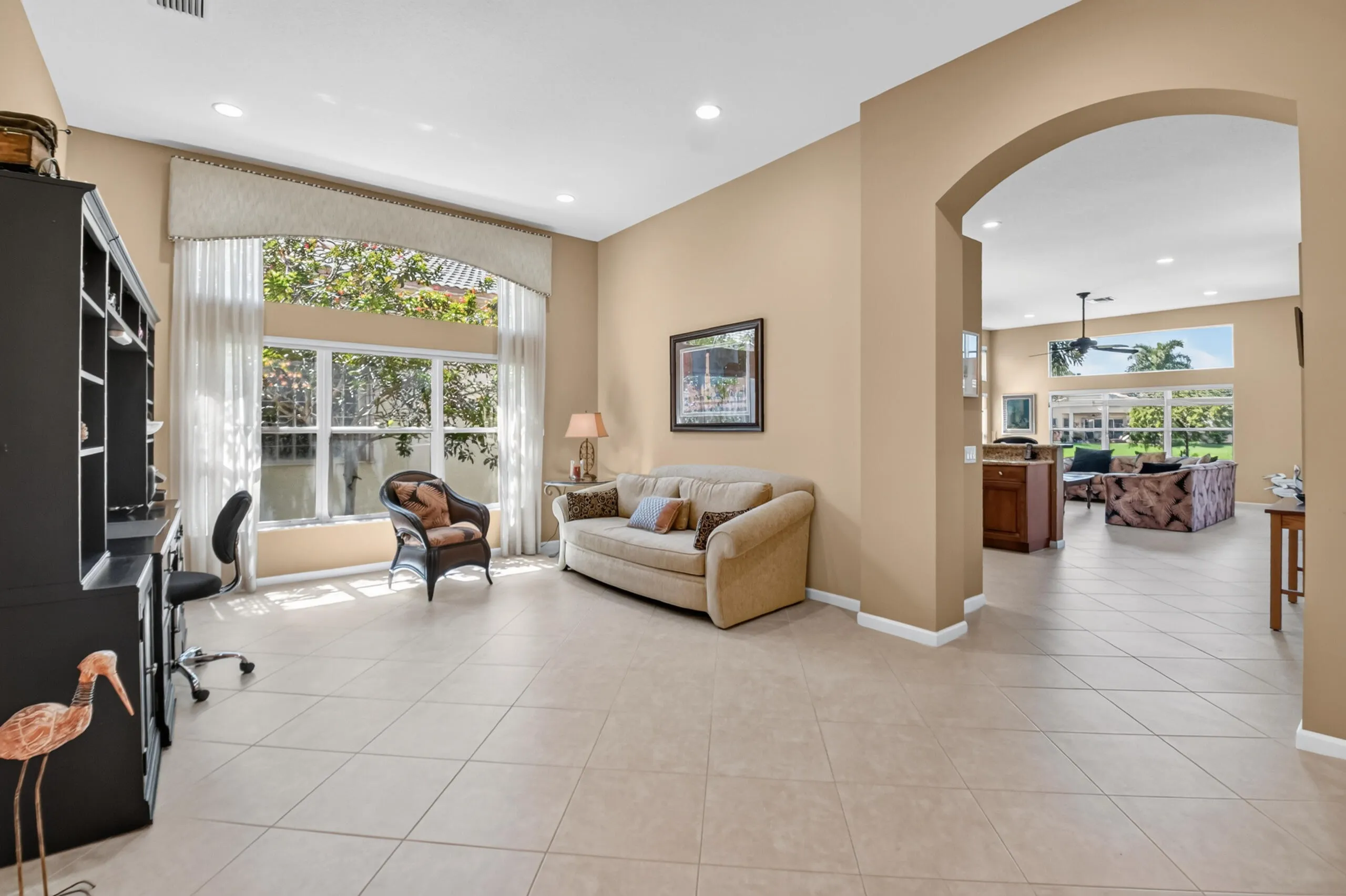 Irrestible Floor Plan