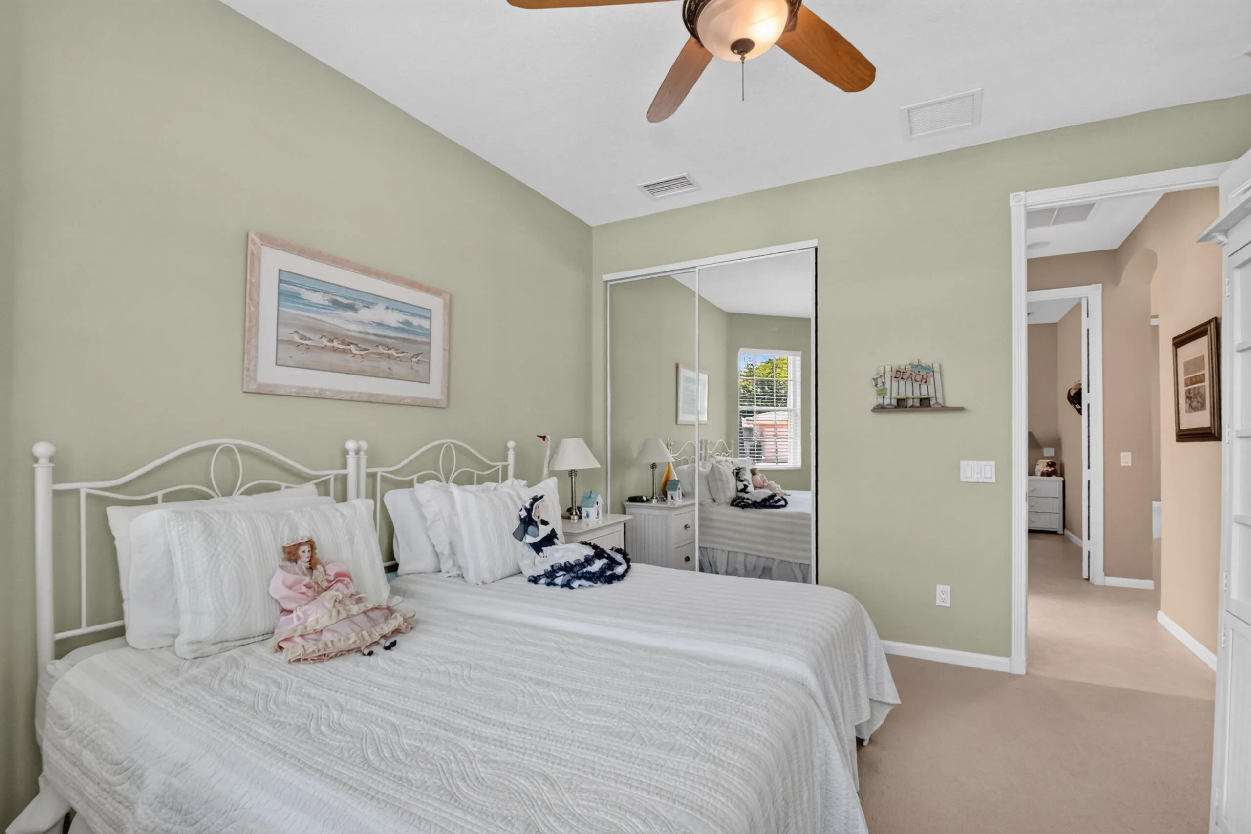 Bright & Inviting