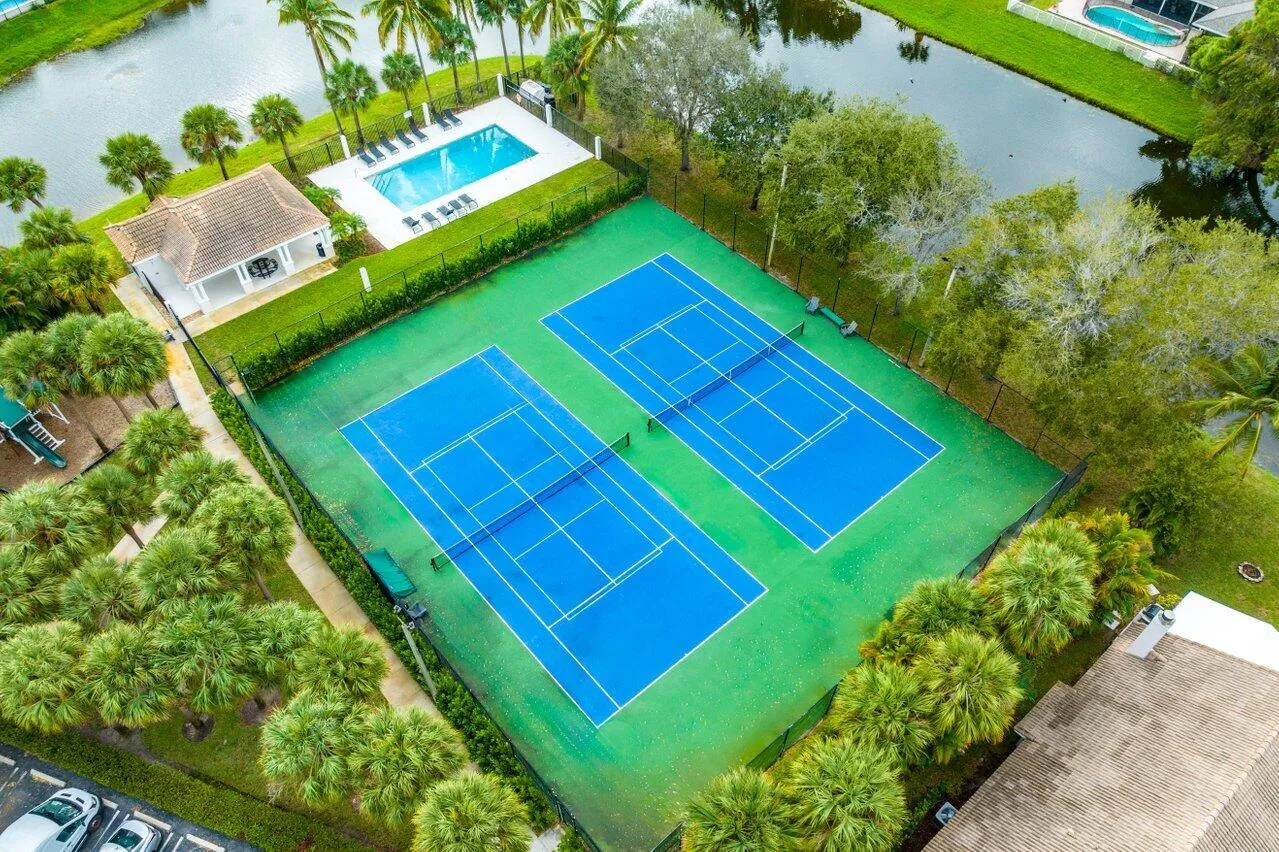Community tennis courts