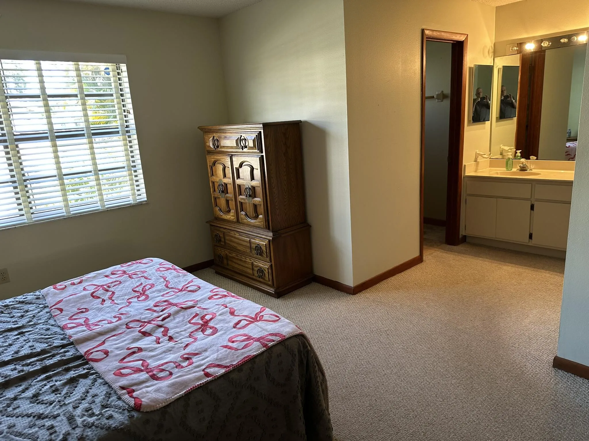 Fernandez master suite 3