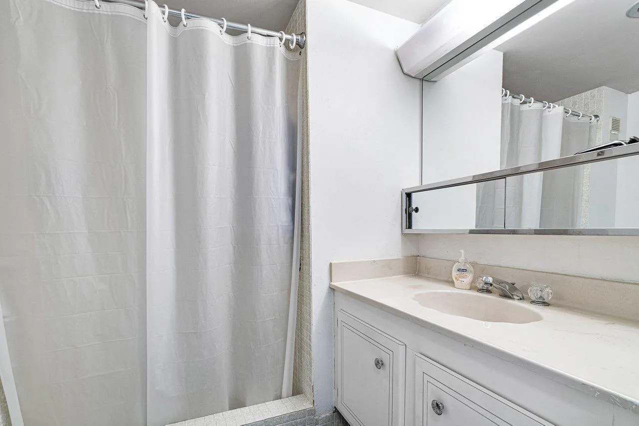 023-6000Northwest2ndAvenue-BocaRaton-FL-