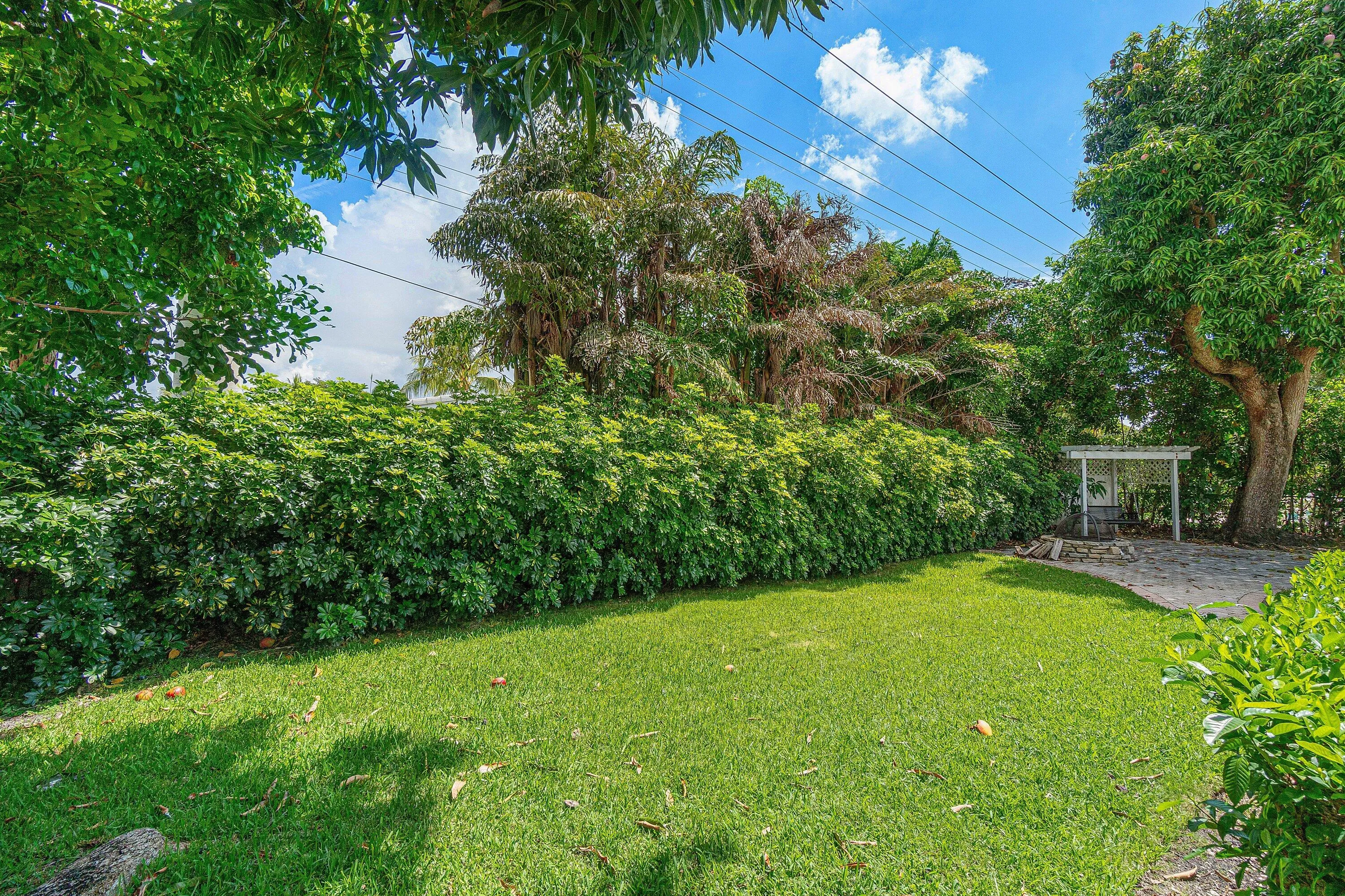 026-781AppleTreeLane-BocaRaton-FL-33486-