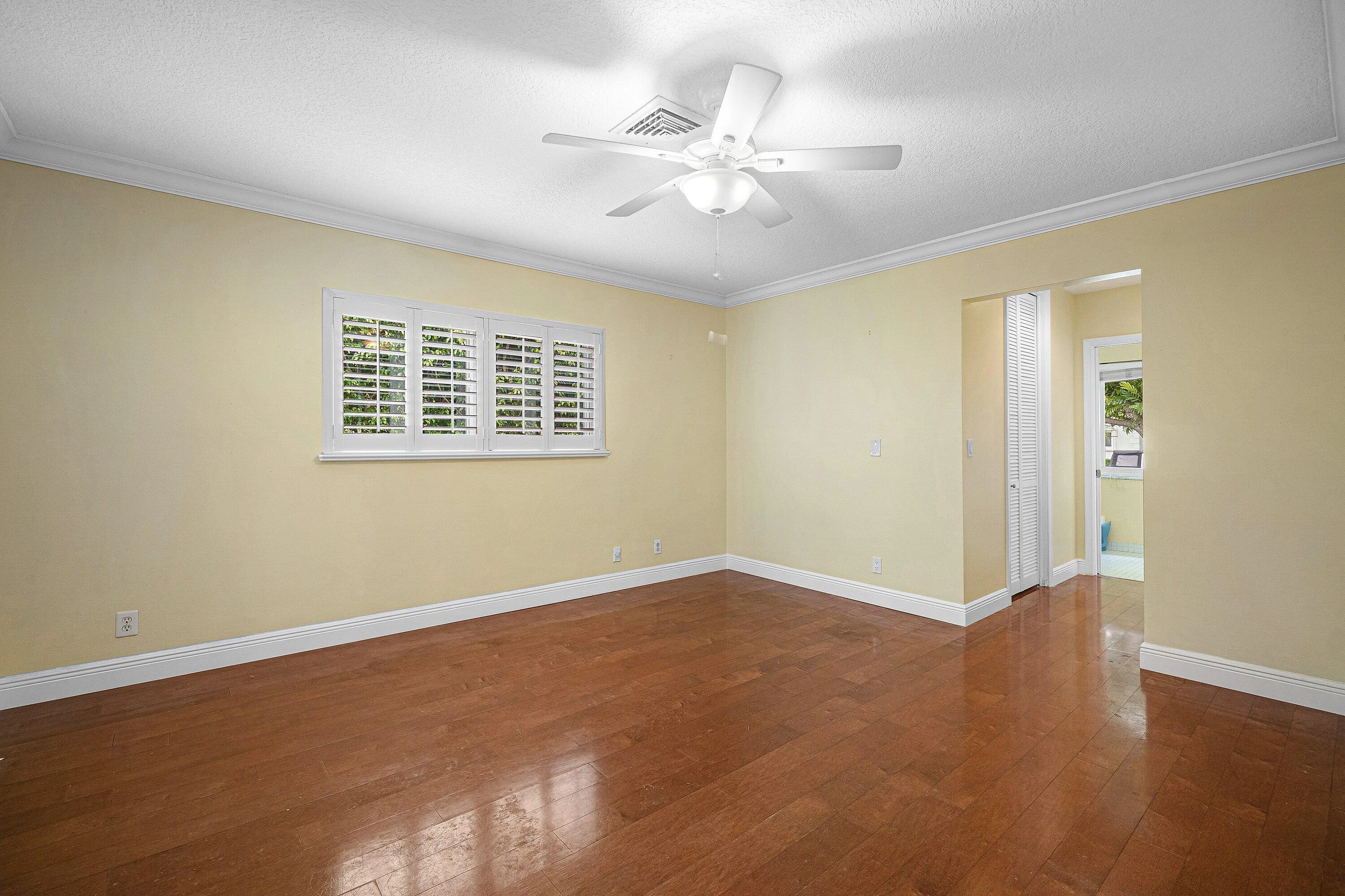 Primary suite
