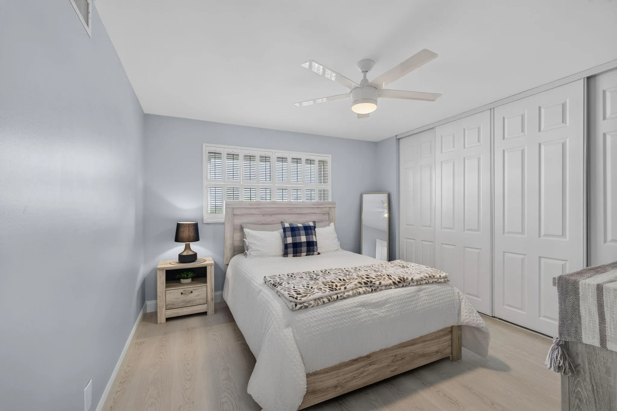25-web-or-mls-5D1A2117