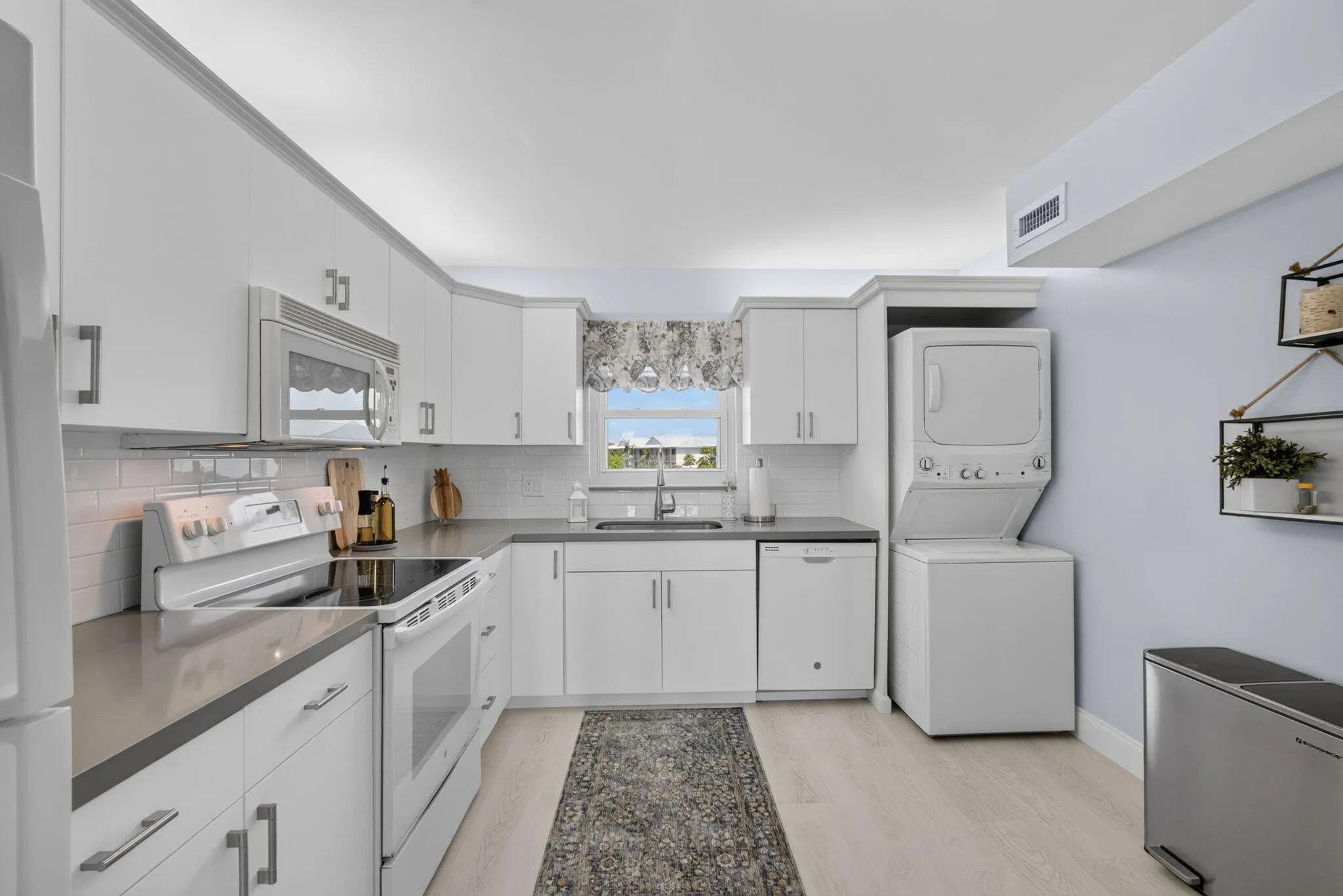 12-web-or-mls-5D1A2047
