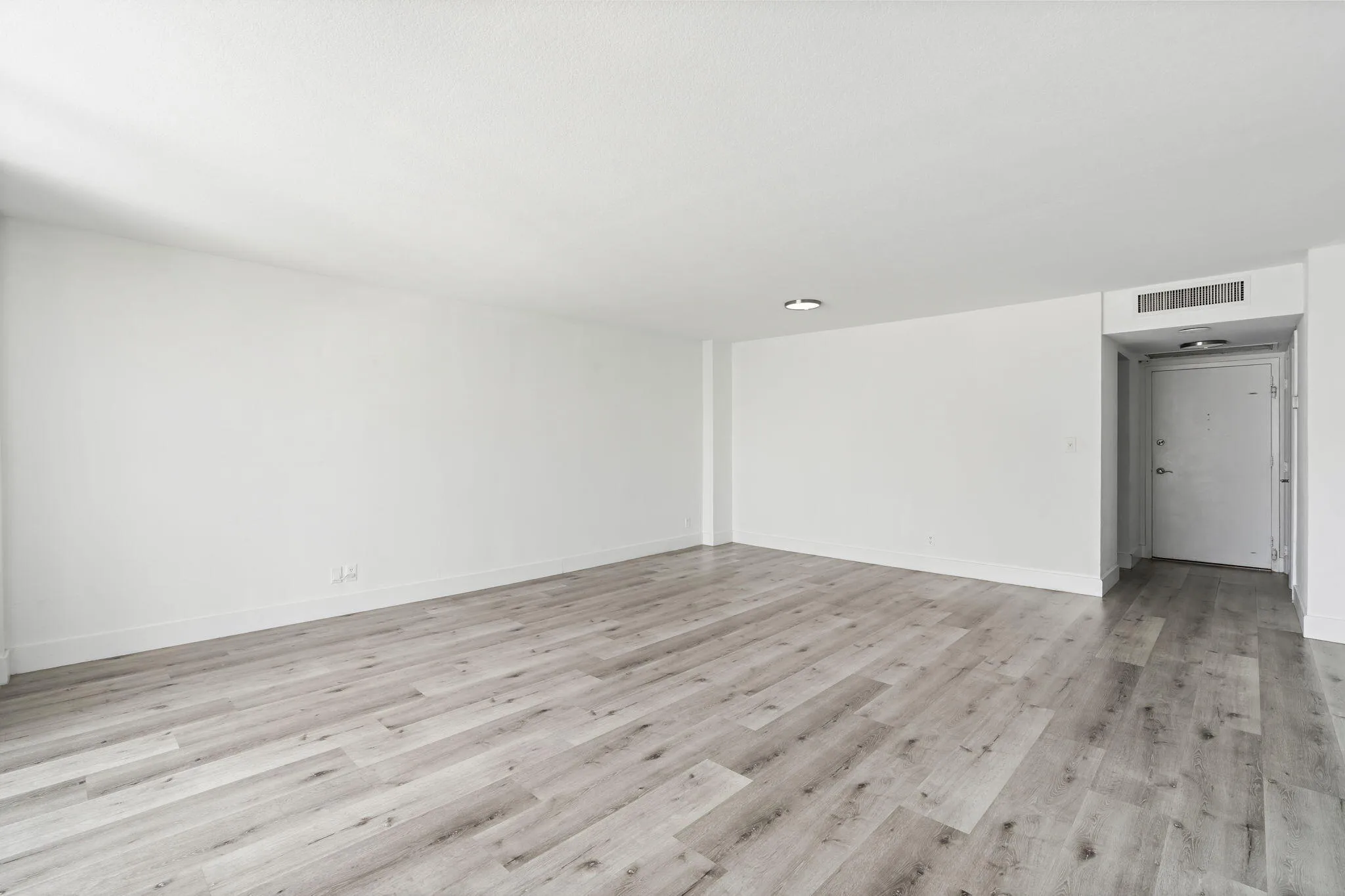 Laminate floors throughout