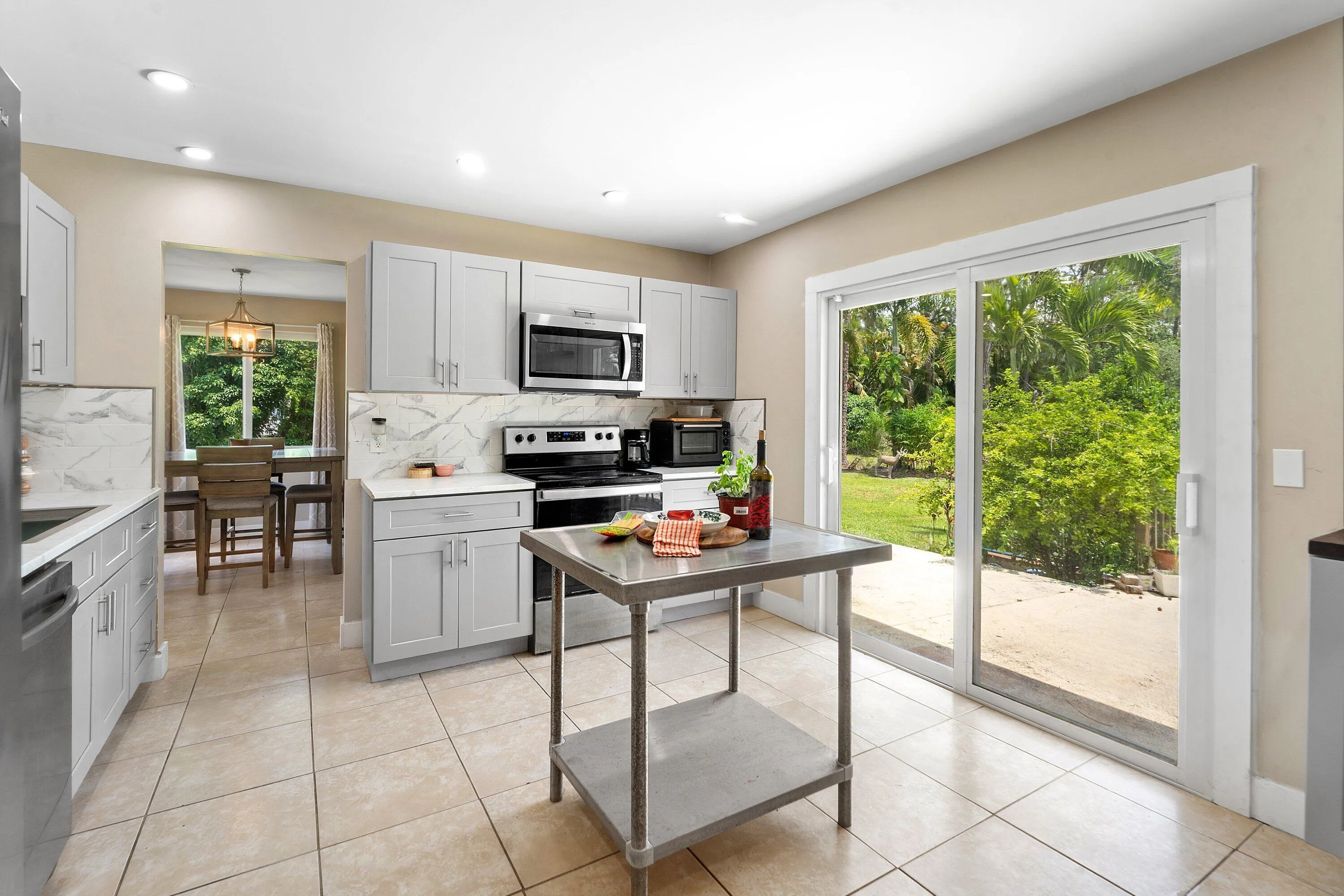 012-1294468thStreetNorth-WestPalmBeach-F