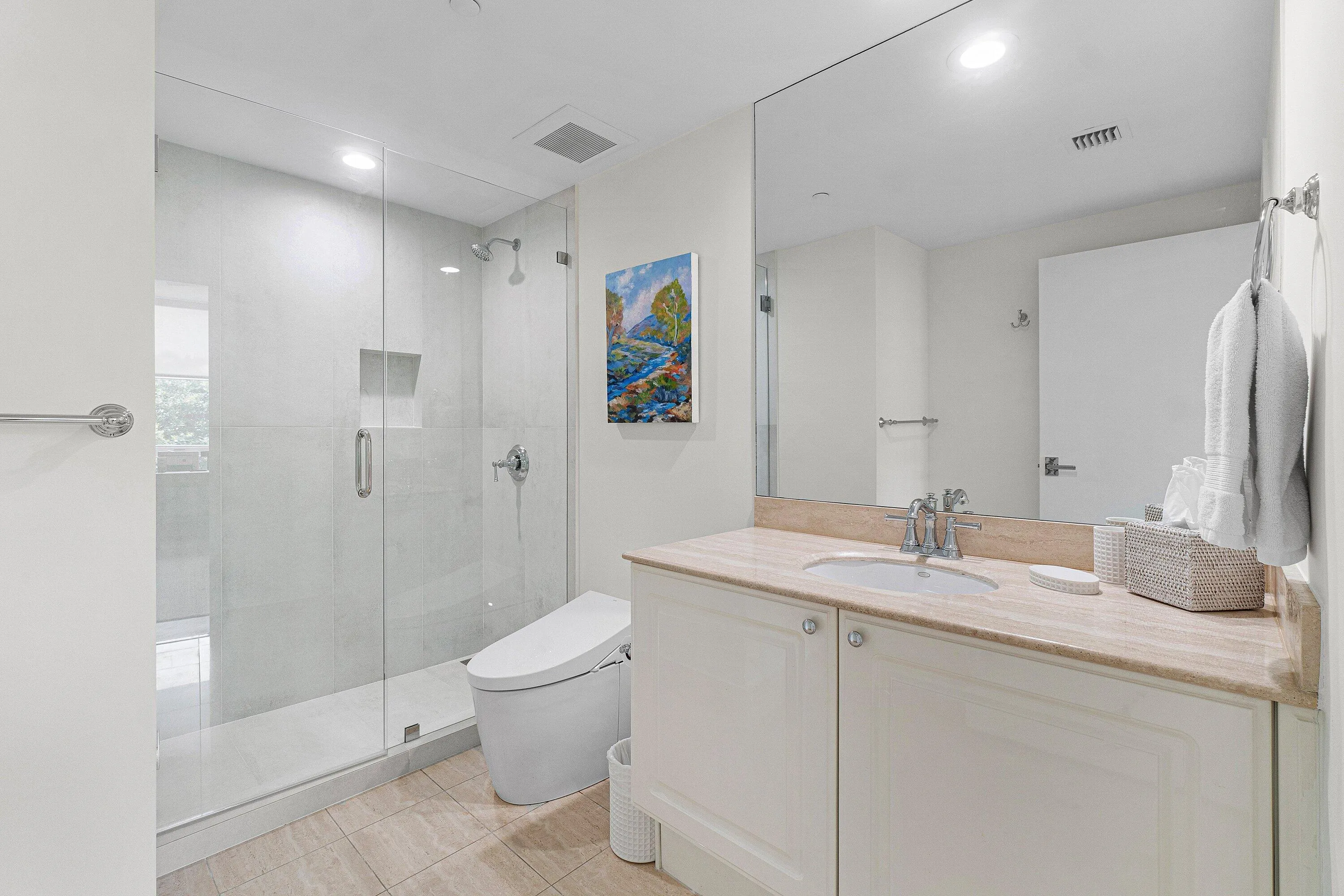 GUEST BATHROOM