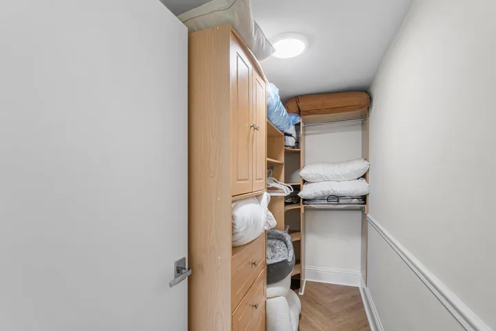 GUEST WALK IN CLOSET