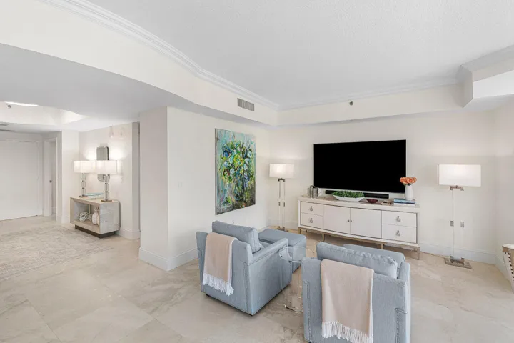 INVITING TELEVISION AREA