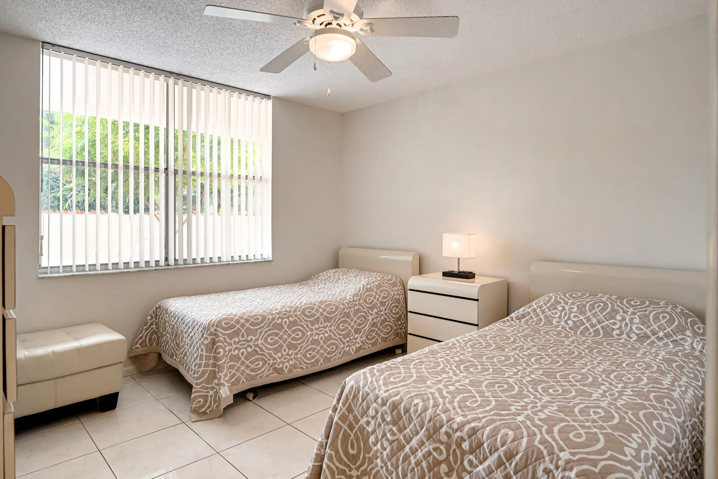 6650 S Oriole Blvd 103 (27)
