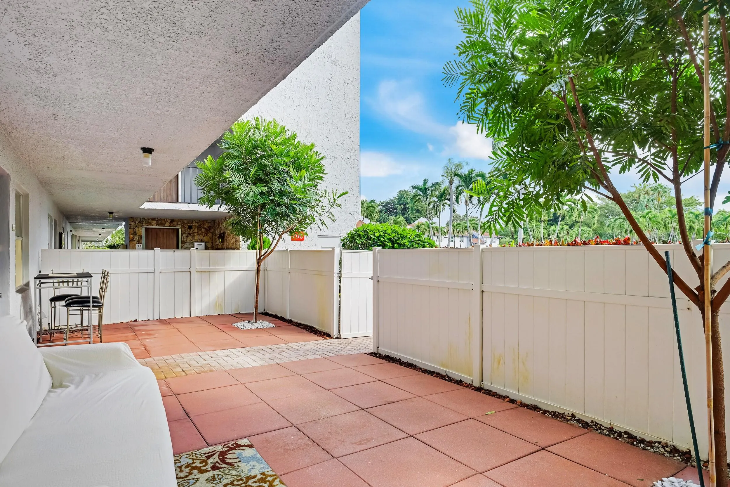 6650 S Oriole Blvd 103 (7)