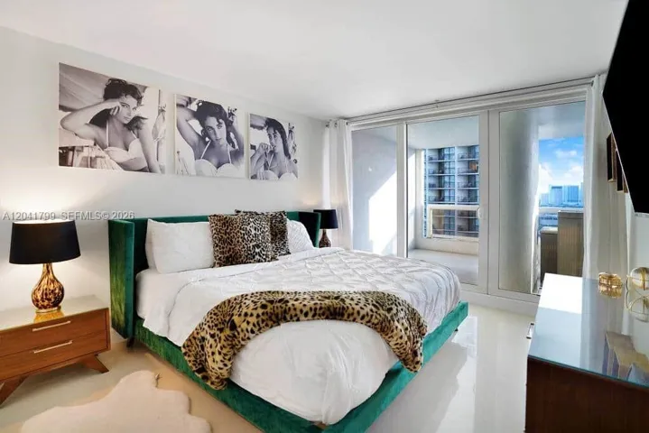 2nd master room