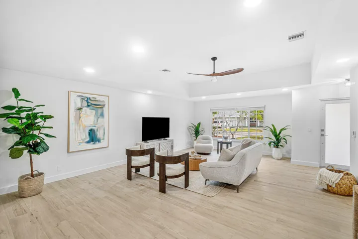 010-718Southwest27thPlace-BoyntonBeach-F