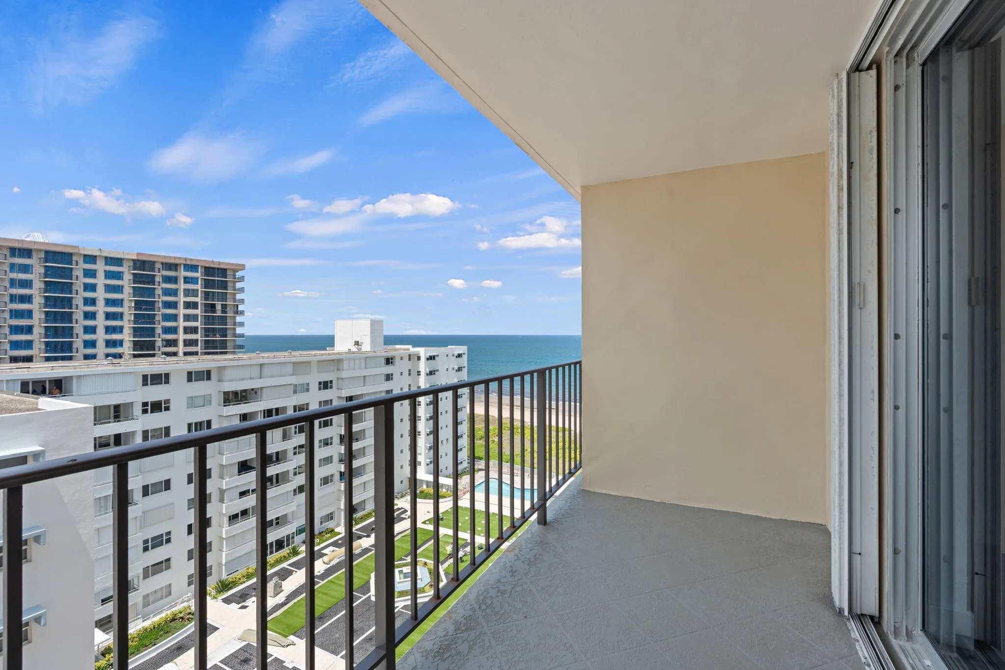 5-web-or-mls-1900 S Ocean Blvd 10J, Pomp