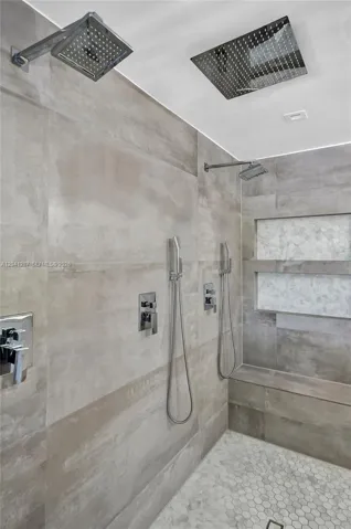 triple head shower