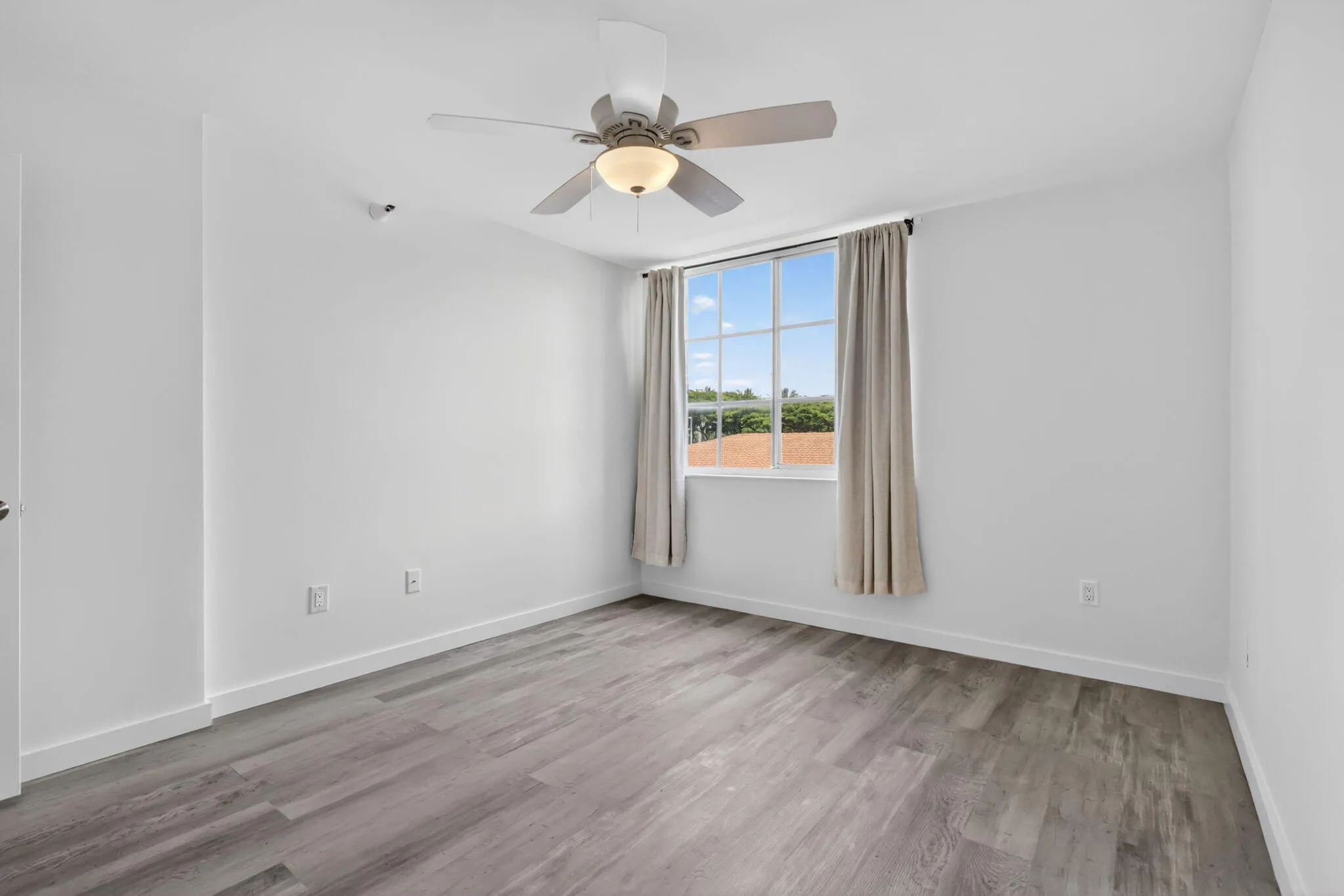 28-web-or-mls-F14A3094