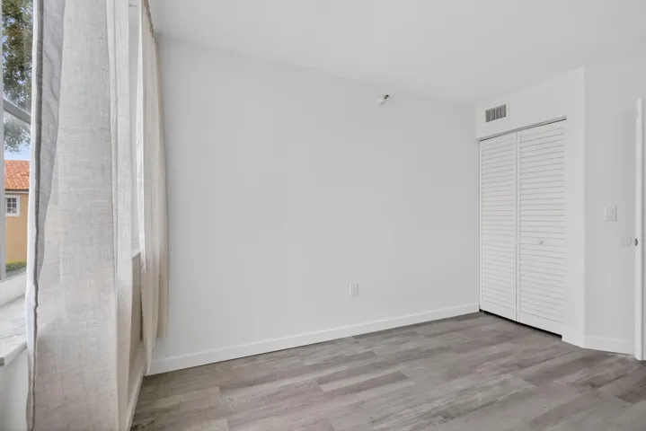 20-web-or-mls-F14A3054