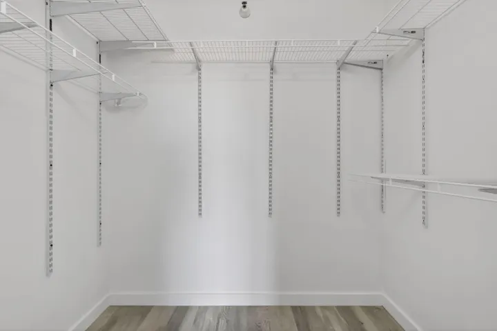 30-web-or-mls-F14A3104