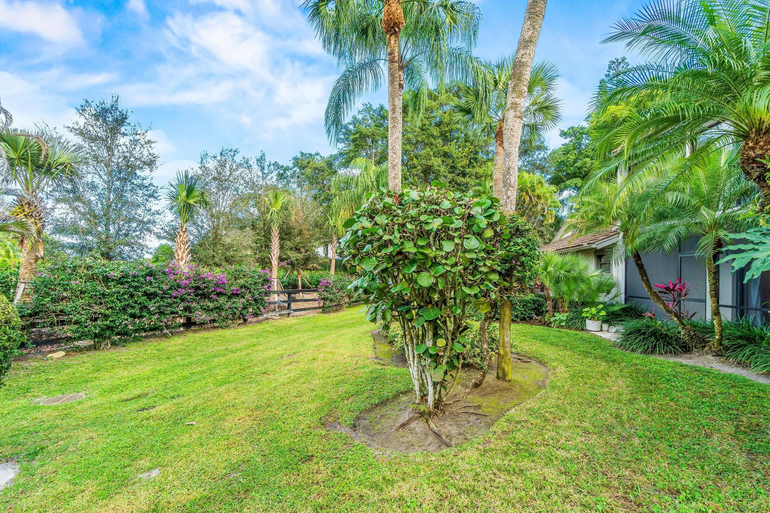 037-11223PondViewDrive-A103-Wellington-F