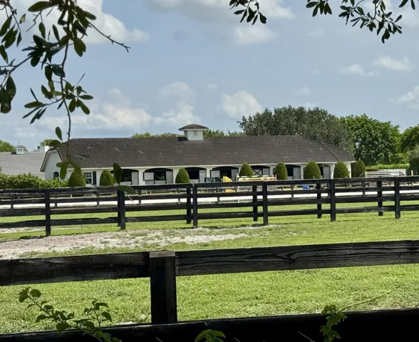 015-017-DJI 0830-1500x843