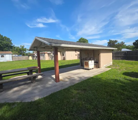 outbuilding